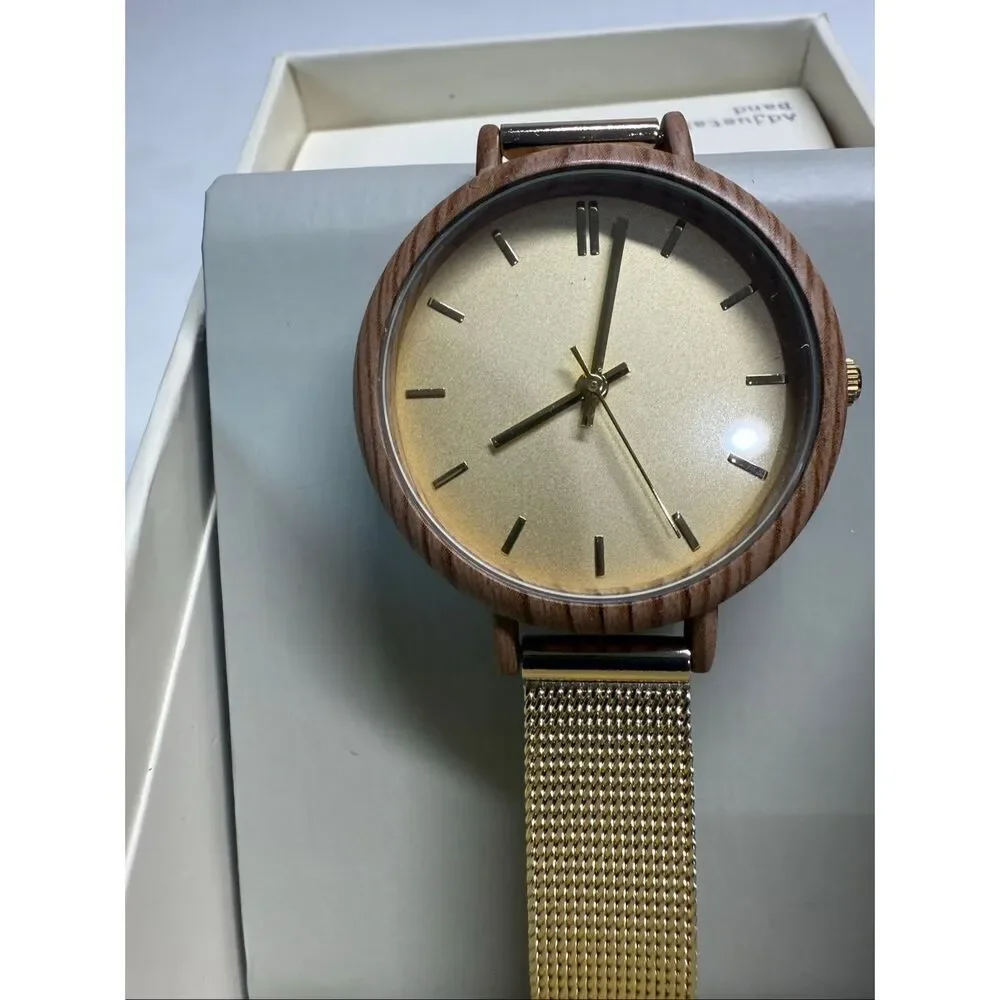 A New Day Women's Gold Quartz Watch Mesh Metal Band New Battery Faux Wood Trim